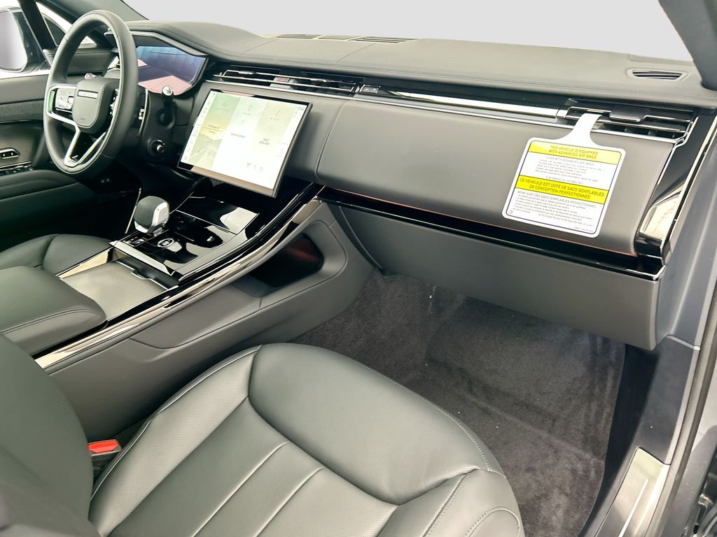 Thumbnail: 2026 Land Rover Range Rover Sport - 16