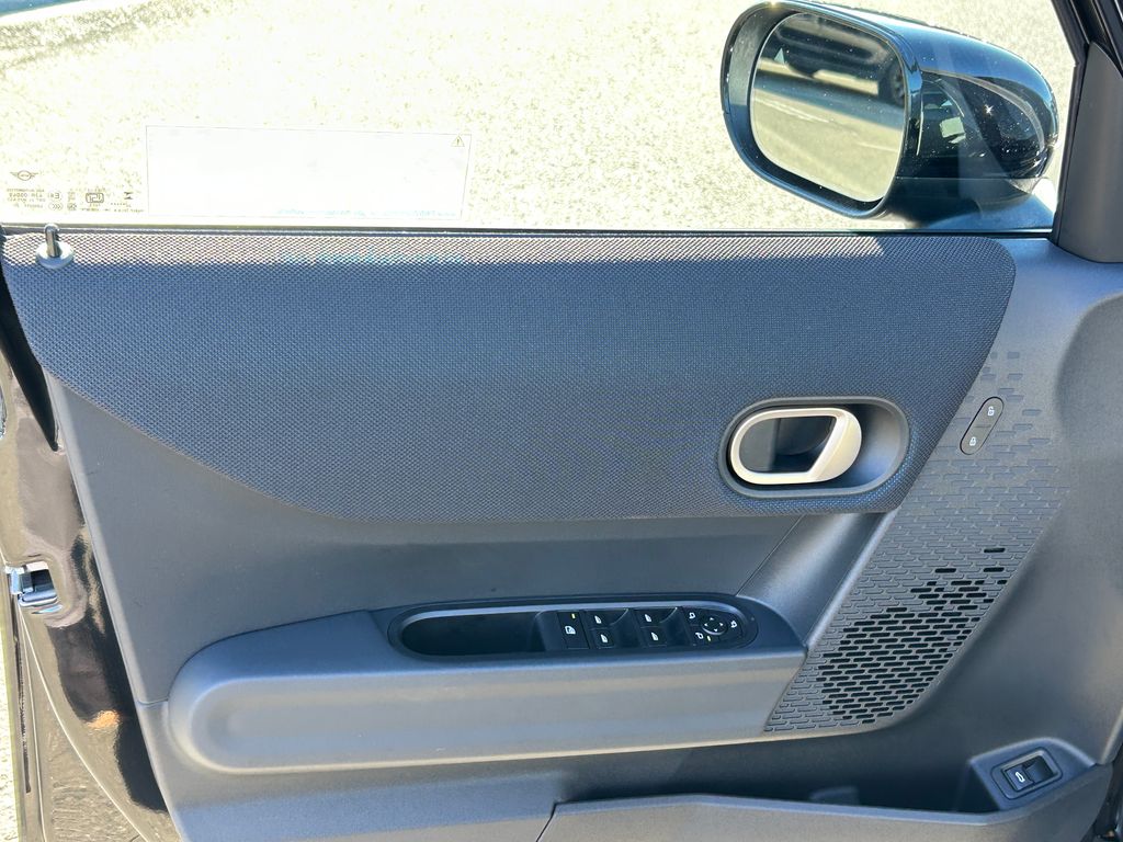 Thumbnail: 2025 MINI Cooper - 11