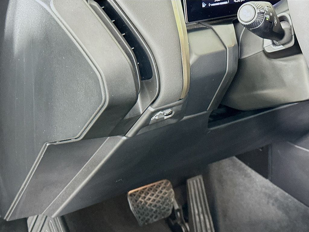 Thumbnail: 2025 BMW X3 - 10