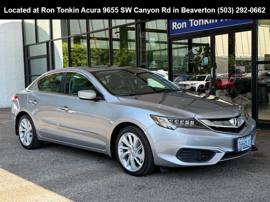 Lunar Silver Metallic 2017 Acura ILX Sedan Front-Wheel Drive 8-Speed Dual Clutch