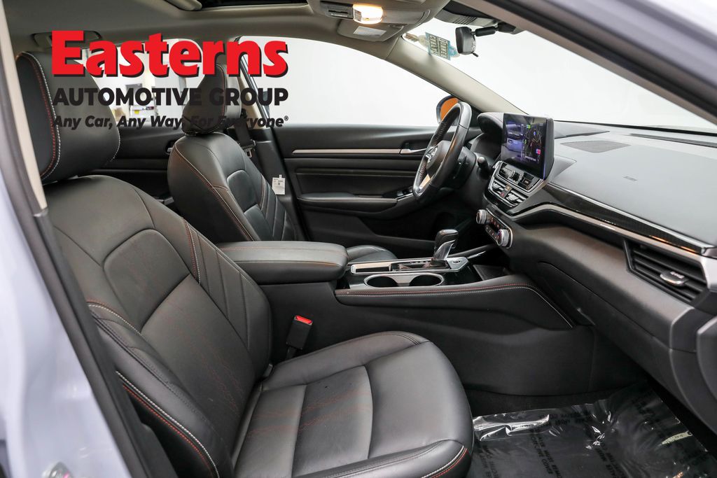 Used 2023 Gray Nissan 2.5 SR image 23