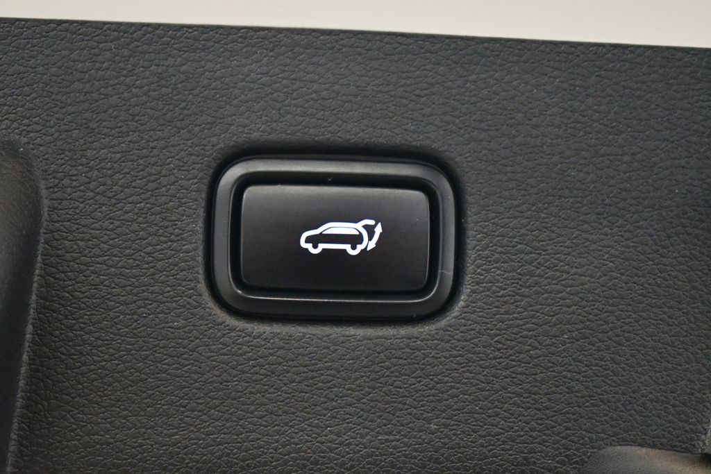 Thumbnail: 2023 Kia Sportage - 6