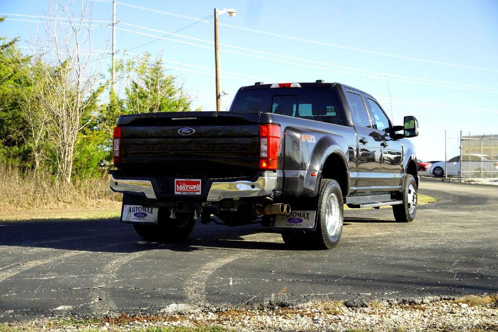 Used Car 2020 Ford F-350sd  Lariat For Sale Under $50,000 In Taylor, Texas