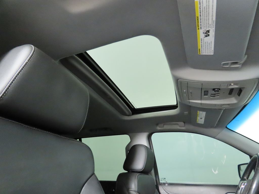 2019 GMC Yukon SLT 18