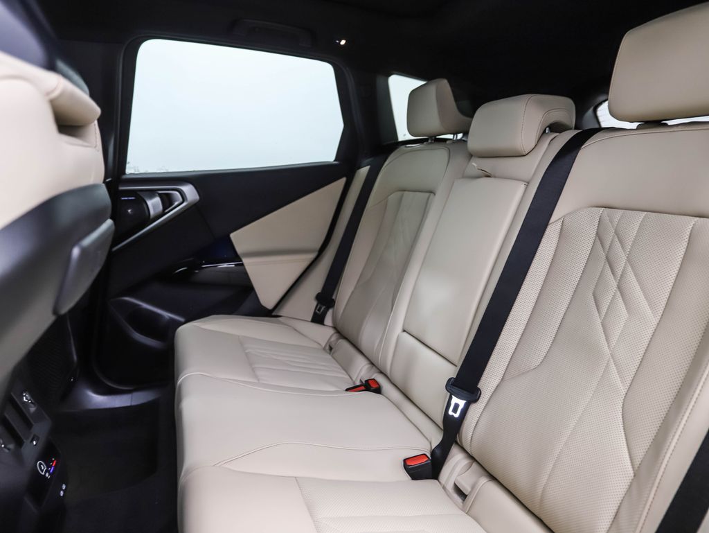 Thumbnail: 2026 BMW X3 - 22