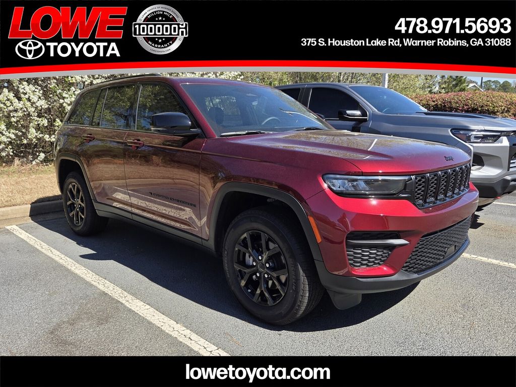 2025 Jeep Grand Cherokee Altitude X RWD