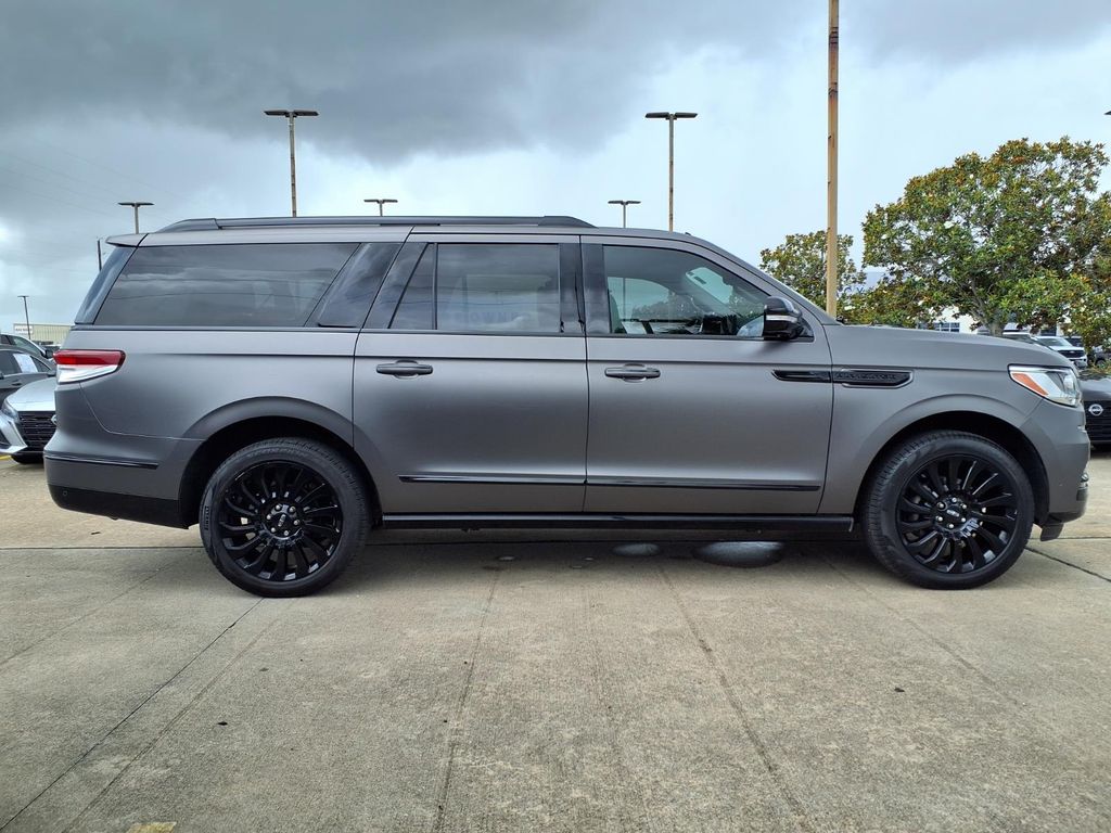 2024 Lincoln Navigator L Black Label Gray at Wharton Ford