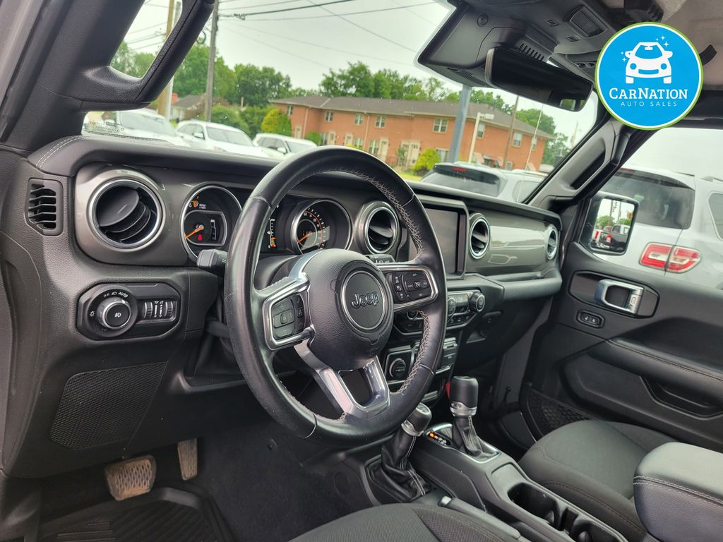 Photo 5 of 2021 Jeep Wrangler Unlimited Sahara