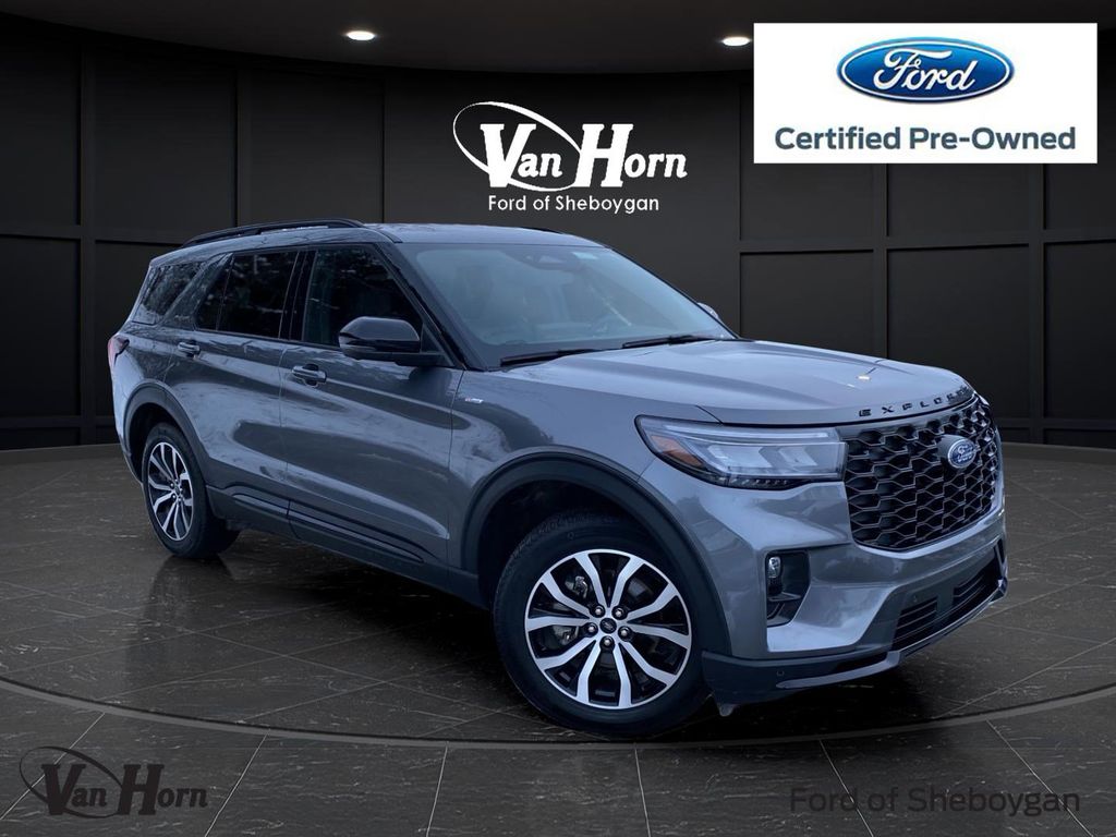 2025 Ford Explorer ST-Line AWD