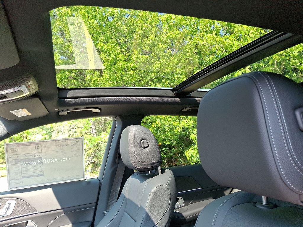 2025 Mercedes-Benz GLE 450 11