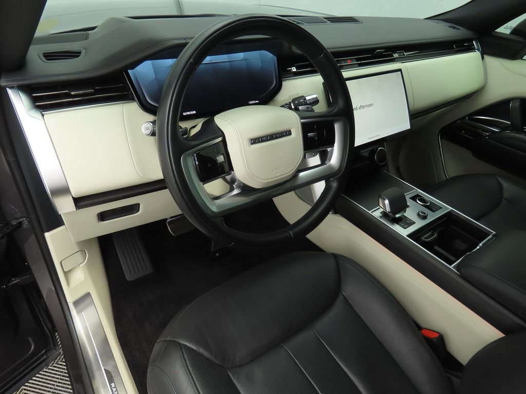 Thumbnail: 2022 Land Rover Range Rover - 9