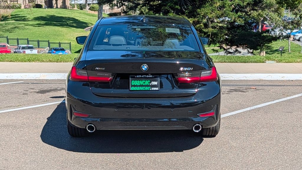 Used 2020 BMW 3 Series 330i xDrive 4D Sedan