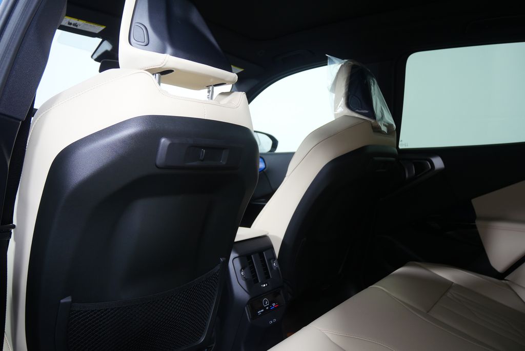 Thumbnail: 2026 BMW X3 - 16