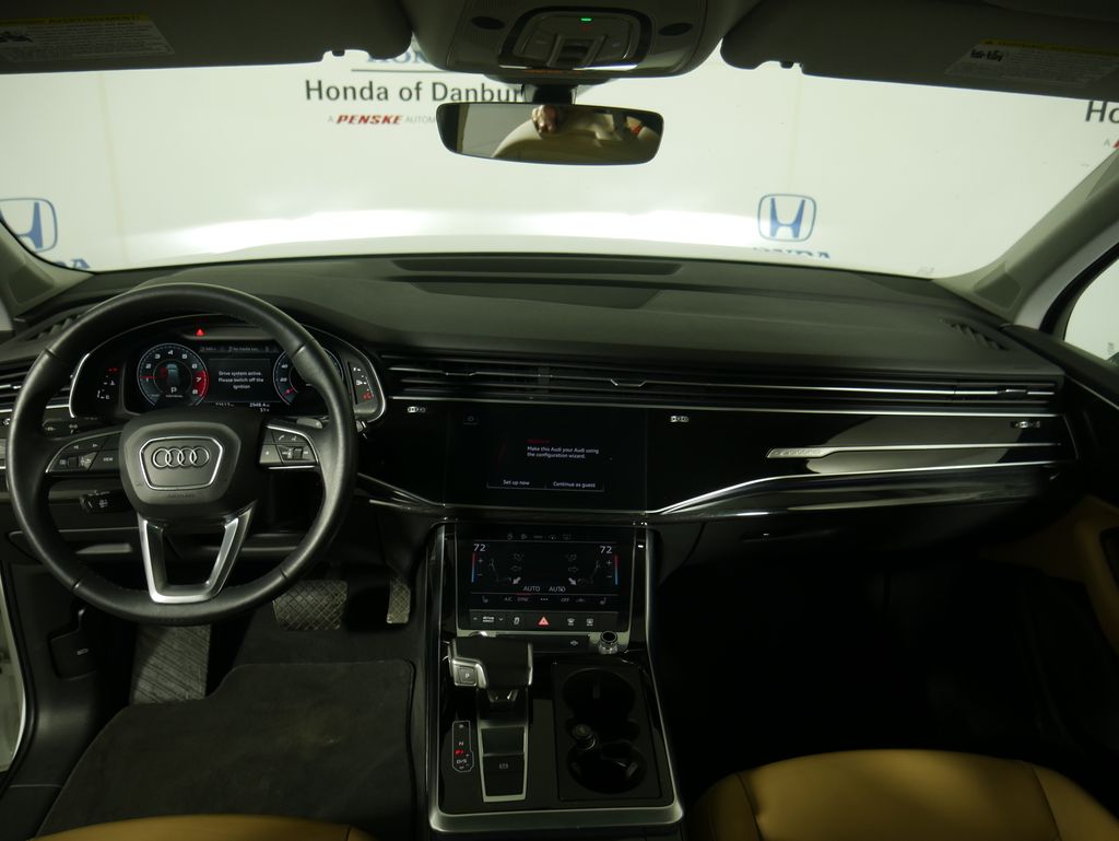 Thumbnail: 2021 Audi Q7 - 11