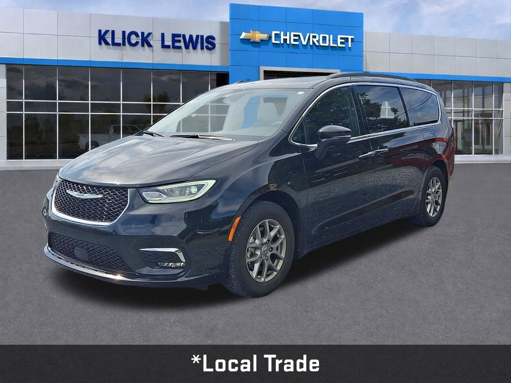 2022 Chrysler Pacifica Touring Black at South Hills CDJR