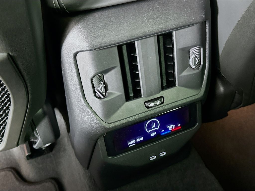 Thumbnail: 2026 BMW X3 - 18