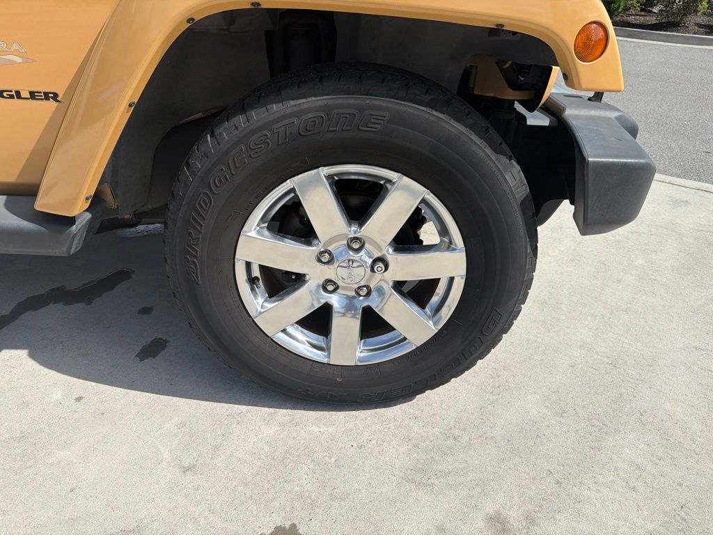 2013 Jeep Wrangler Sahara