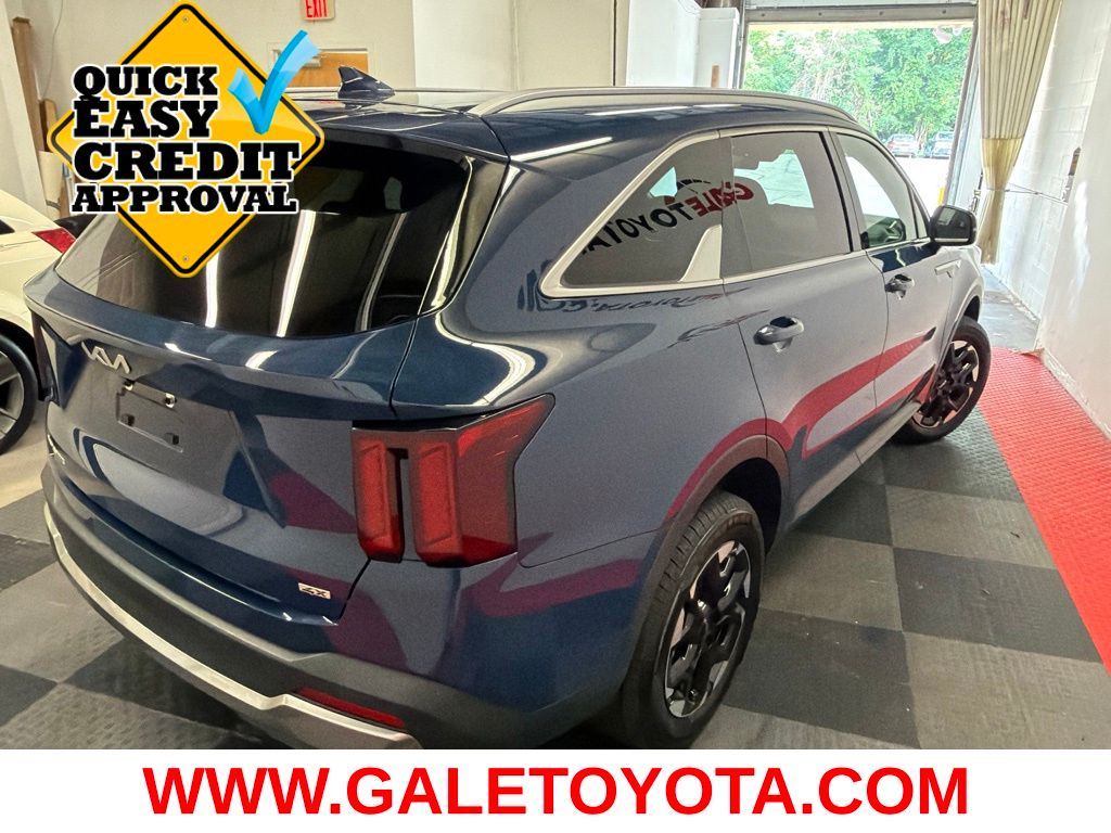 Used 2025 Kia Sorento SUV