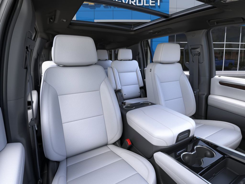 2026 Chevrolet Suburban — photo 16