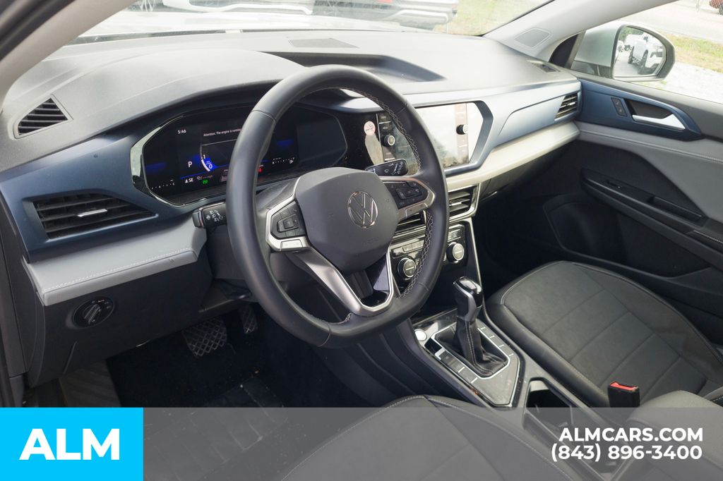 Used 2024  Volkswagen 1.5T SE image 5