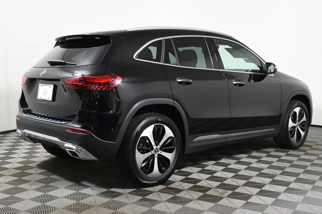 Thumbnail: 2026 Mercedes-Benz GLA - 7