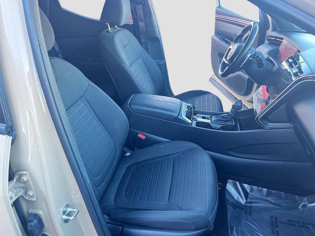 Used 2023 Beige Hyundai SEL Premium image 29