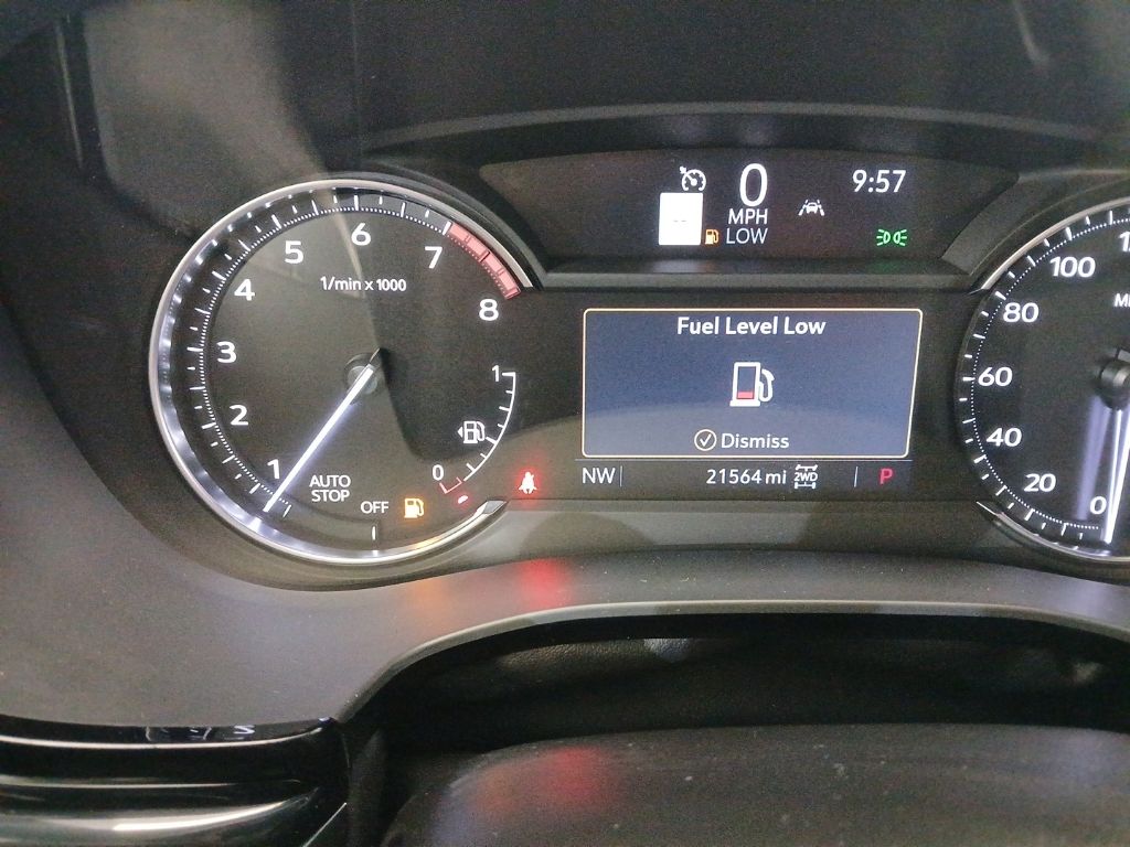 used 2024 Cadillac XT6 car, priced at $48,500