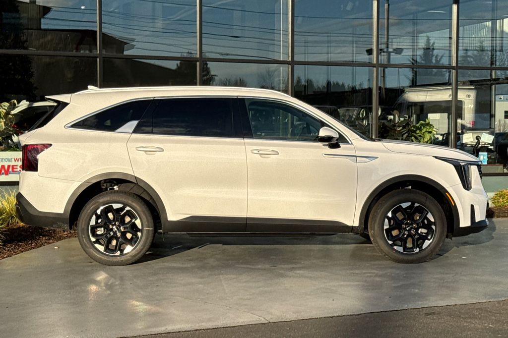 new 2026 Kia Sorento car, priced at $39,265