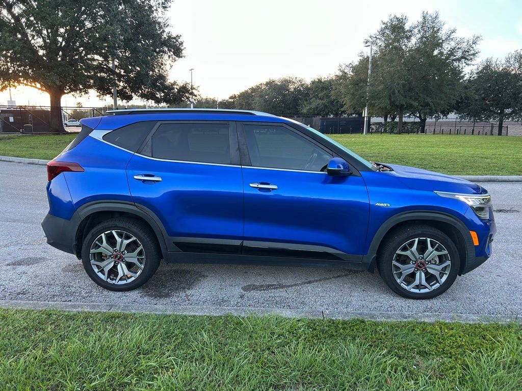 Thumbnail: 2021 Kia Seltos - 6