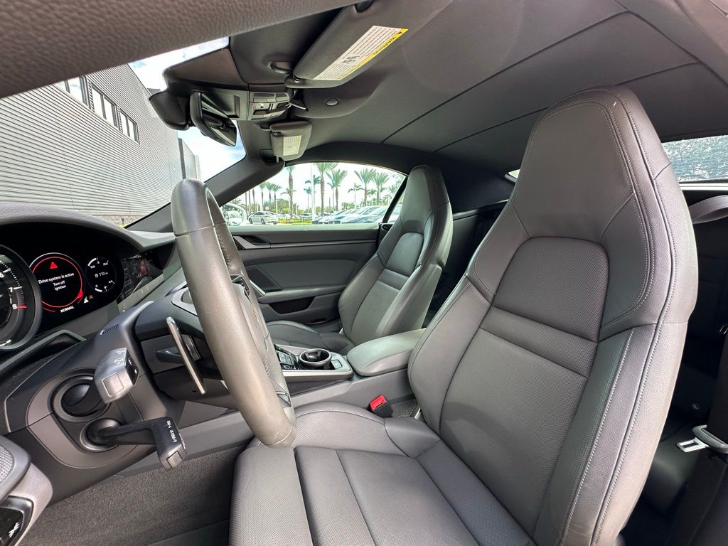 Thumbnail: 2020 Porsche 911 - 5