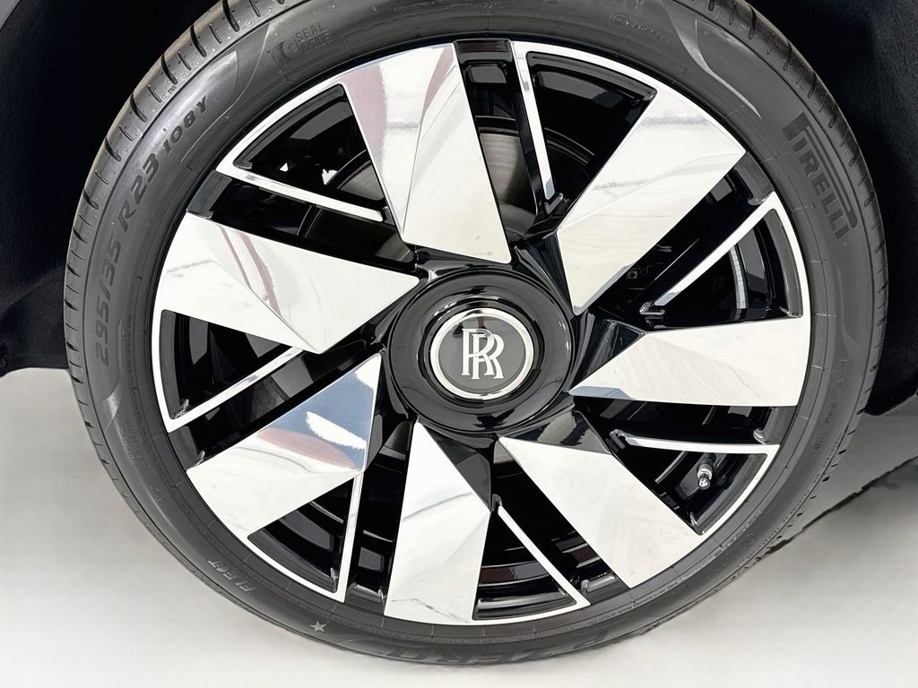 New 2027  Rolls-Royce Base image 32
