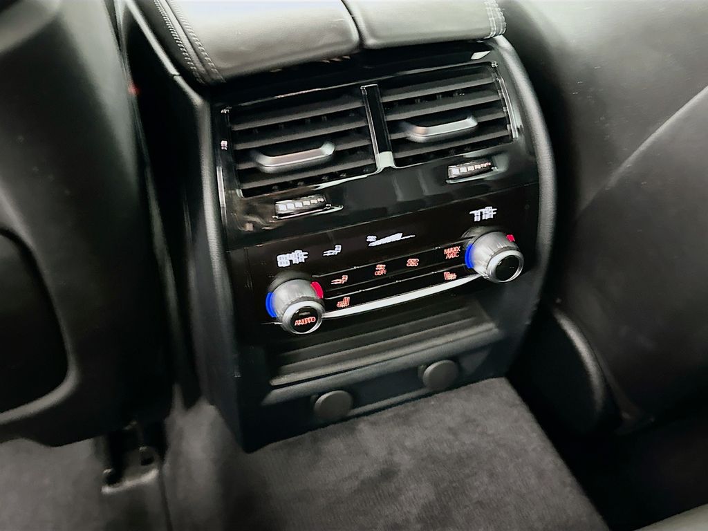 2018 BMW M5 Base 26