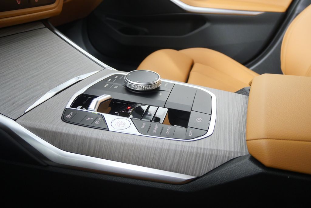 Thumbnail: 2026 BMW 3 Series - 22