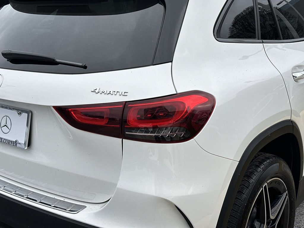 Thumbnail: 2022 Mercedes-Benz GLA - 7