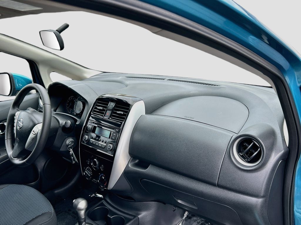 Thumbnail: 2015 Nissan Versa Note - 25