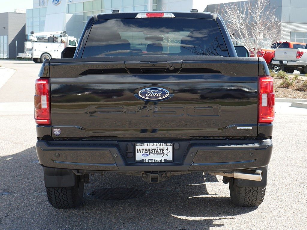 View vehicle photo 5