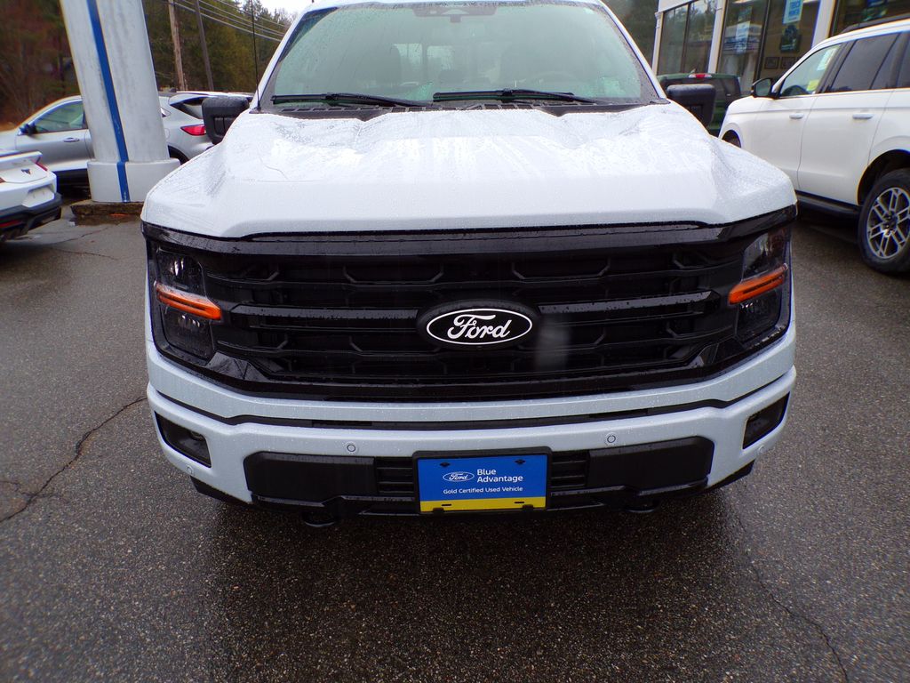 View vehicle photo 2