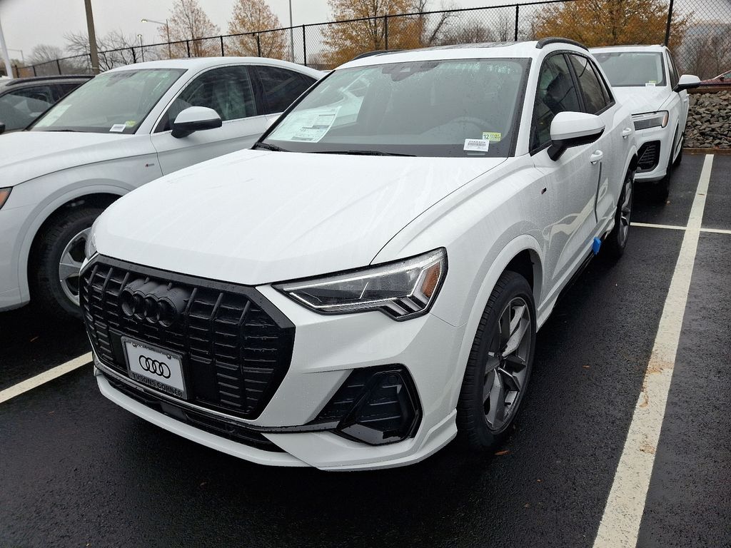 2025 Audi Q3  -
                Vienna, VA