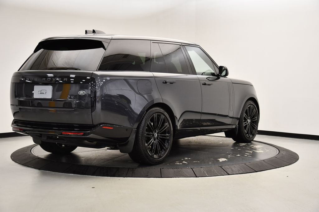 2023 Land Rover Range Rover SE 5