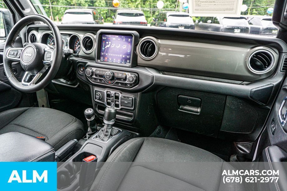 Used 2023 White Jeep Overland image 23