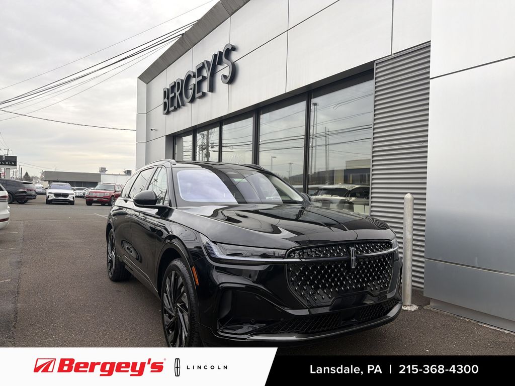 Infinite Black Metallic Clearcoat 2026 Lincoln Nautilus SUV / Crossover All-Wheel Drive Continuously Variable Transmission