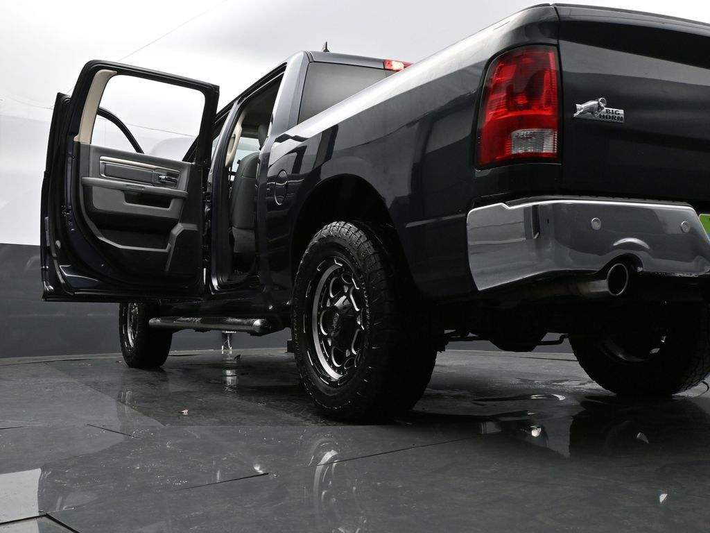 2018 Ram 1500 Big Horn Crew Cab 4x4 5'7" Box