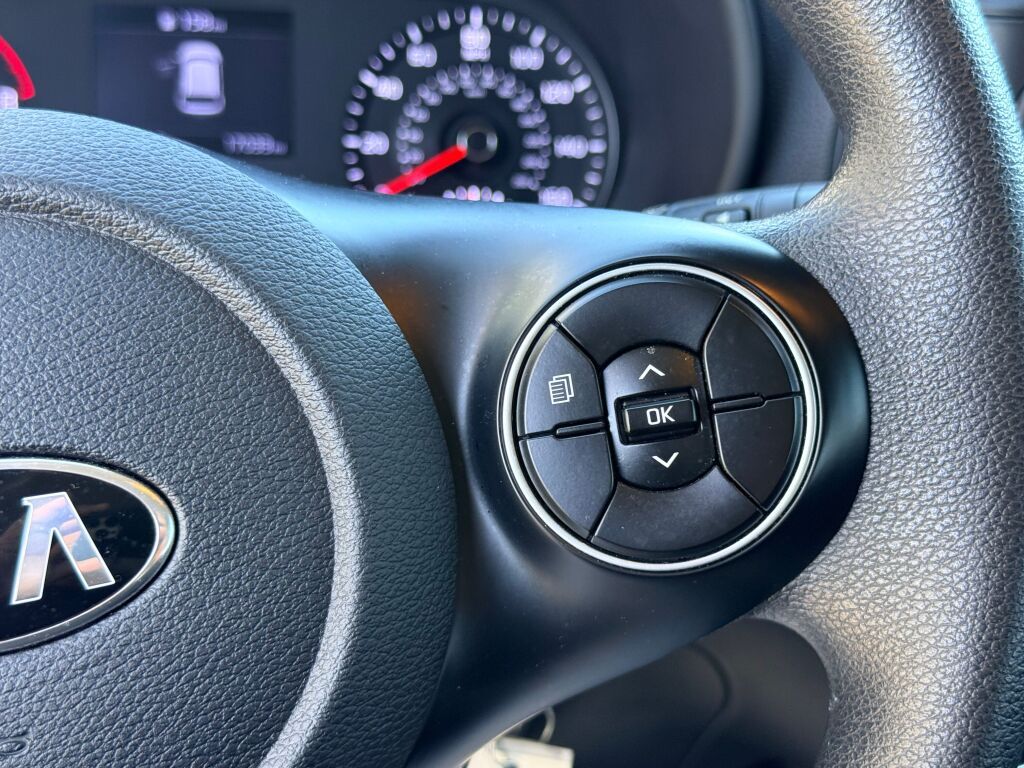 Thumbnail: 2020 Kia Soul - 26