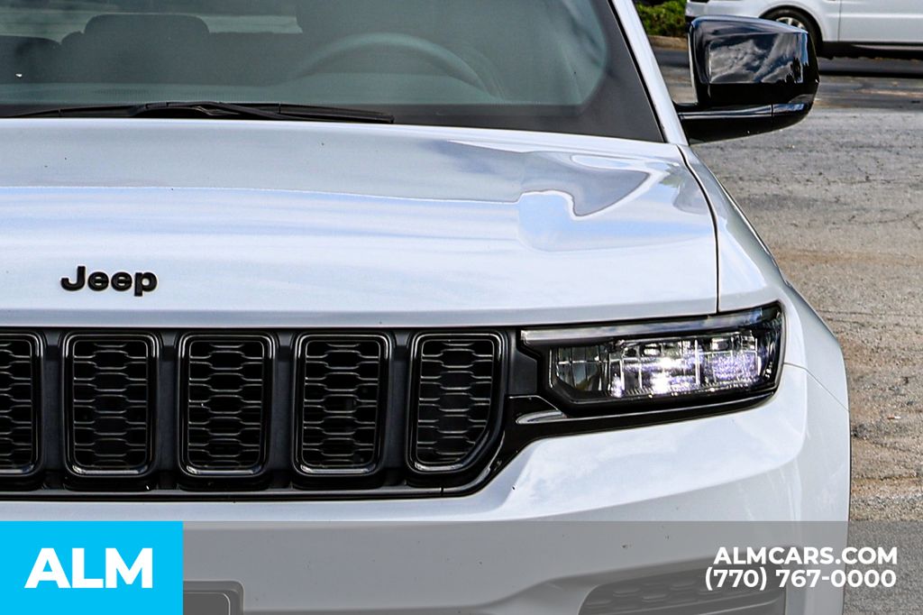 Used 2025 White Jeep Altitude/MT Certified image 15