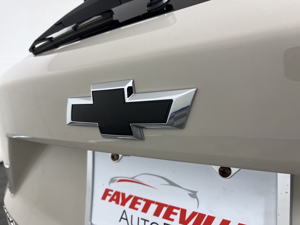 Thumbnail: 2026 Chevrolet Trax - 17