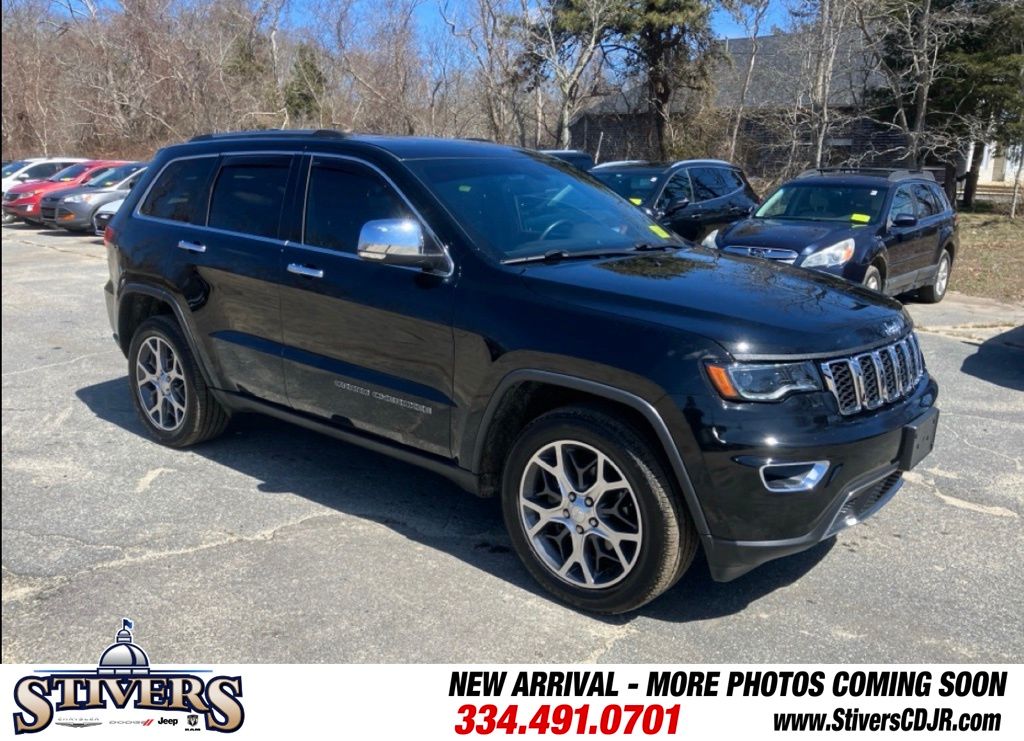 Diamond Black Crystal Pearlcoat 2019 Jeep Grand Cherokee Limited 4WD SUV / Crossover Four-Wheel Drive 8-Speed Automatic