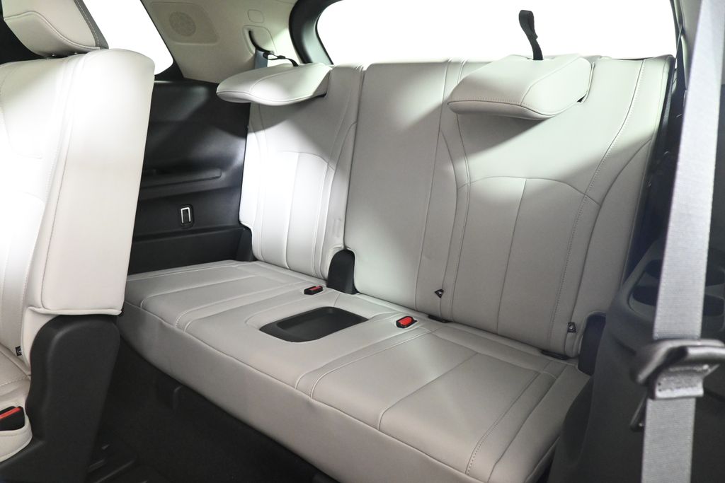 Thumbnail: 2026 INFINITI QX60 - 29