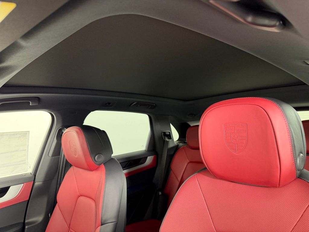Thumbnail: 2026 Porsche Cayenne - 22