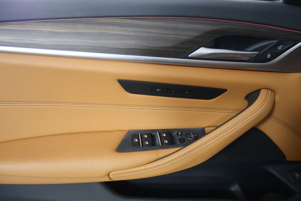 2022 BMW 5 Series 530i 9