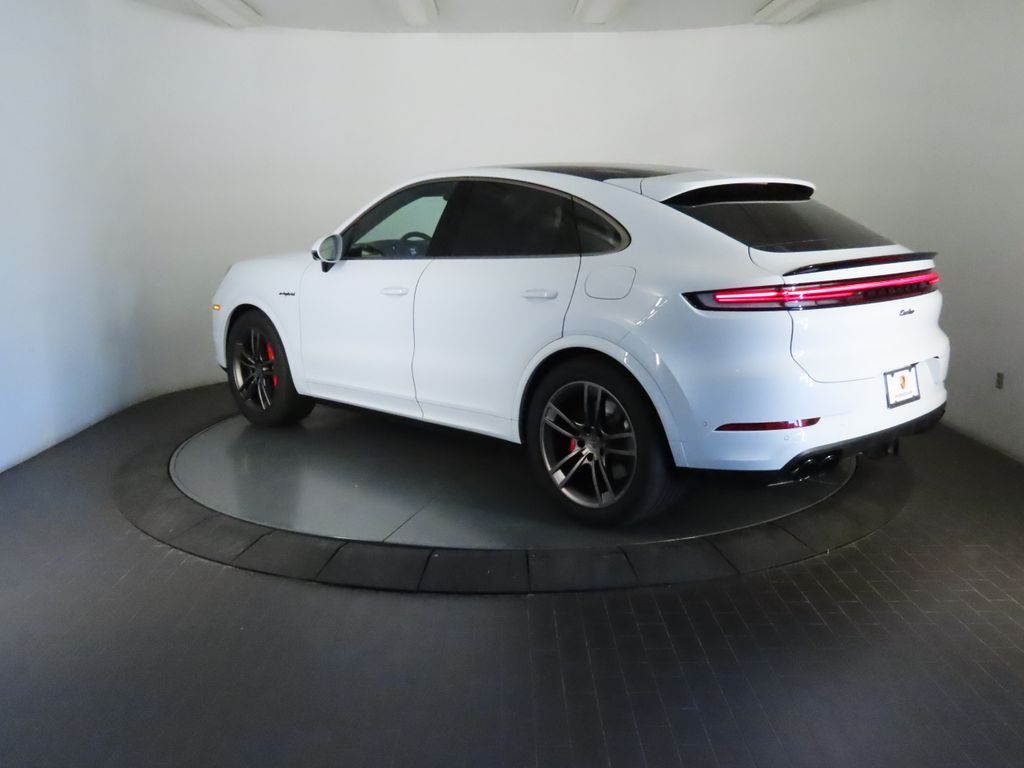Thumbnail: 2026 Porsche  - 3